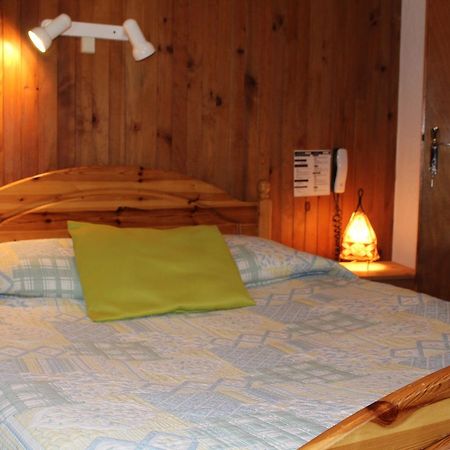 La Gelinotte Hotel Ле Контамин-Монжоа Екстериор снимка